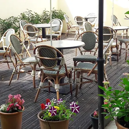 Hotel La Belle Etape 2*